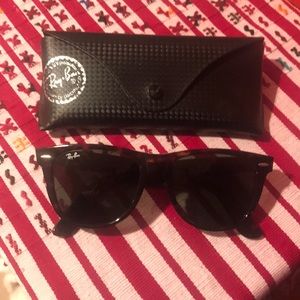 NEW Ray-bans and case - black and never used
